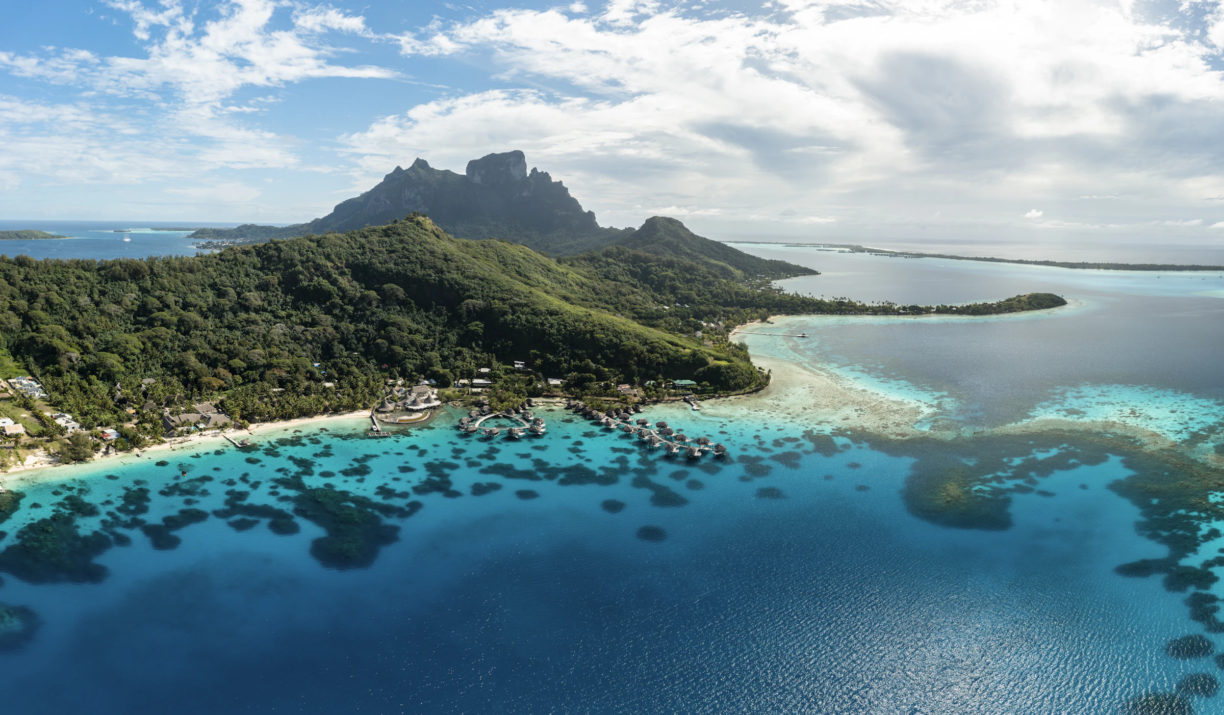 Laguna Bora Bora w Polinezji Francuskiej
